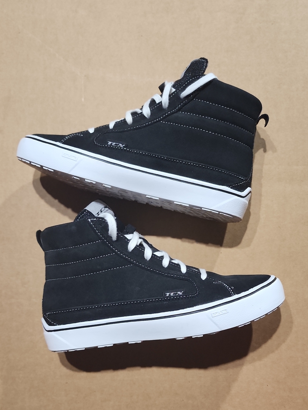 TCX Street 3 WP Black Black White 45 Urban Touring Shoes Sz 9.5